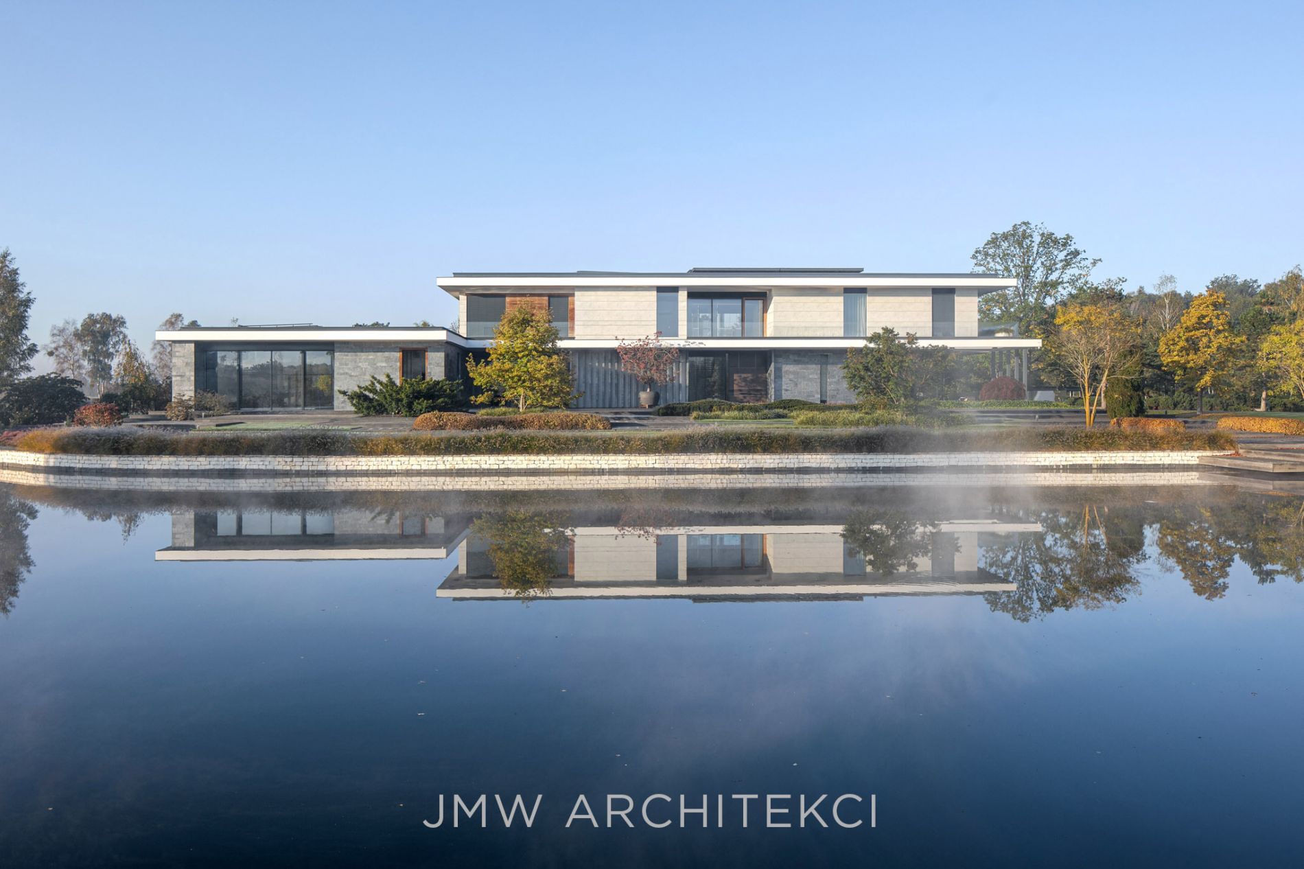 jmw-lakefront-residence-04-1.jpg